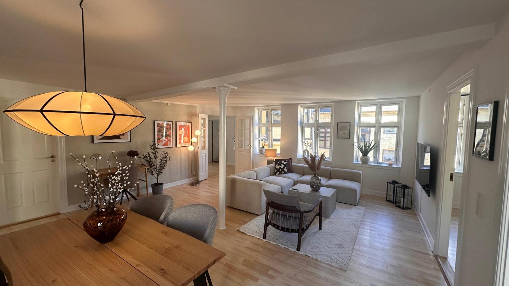 Apartment Lovstraede From 1 To 6 - Carolinas *
