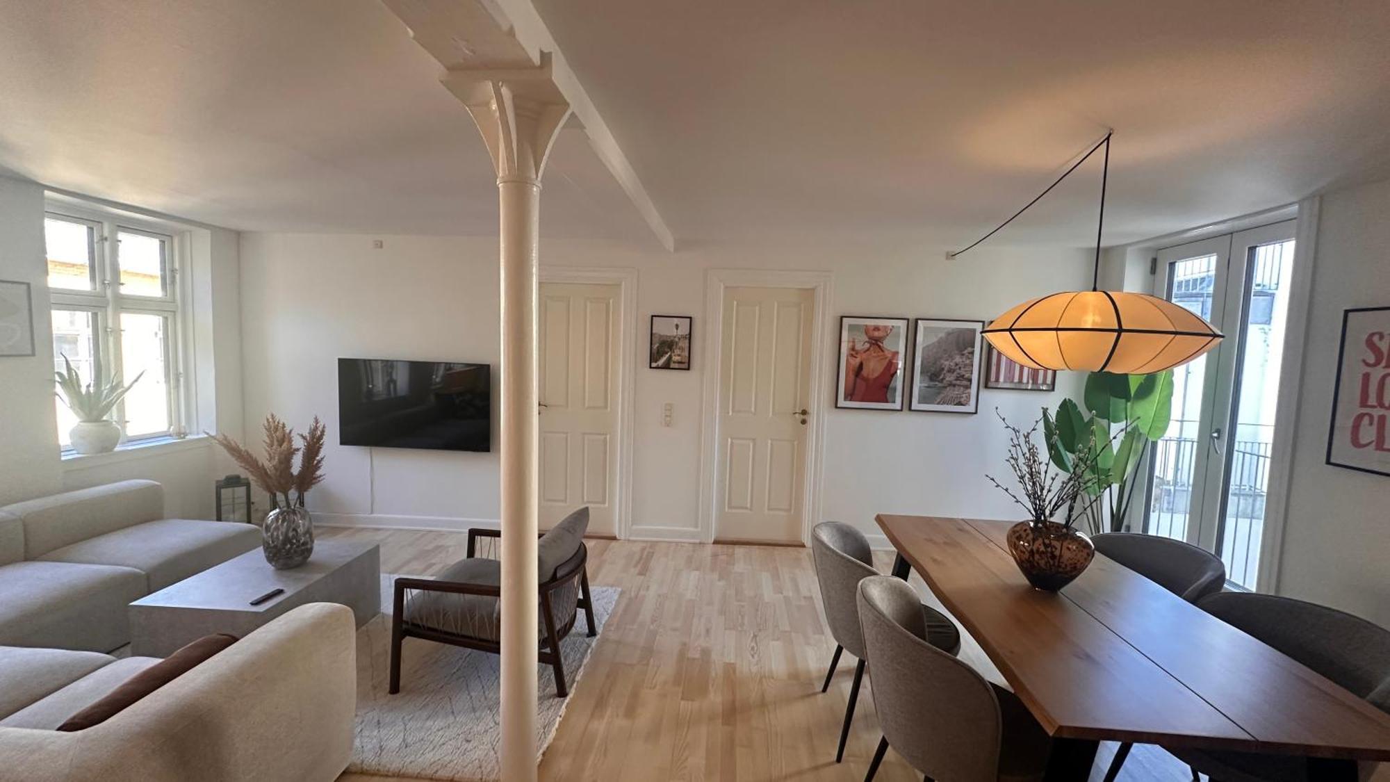 Apartment Lovstraede From 1 To 6 - Carolinas *
